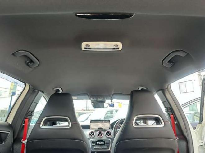 ベンツGLAクラス GLA 45 4マチック 4WD　電動Bドア/皮シート/クルコン/ドラレコ 正規輸入車 2000