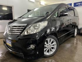 アルファード　２４０Ｓ　プライムセレクションⅡ　タイプゴールド　本州仕入　ワンオーナー　禁煙車　ＷＡＫＯＳバリアスコーティング済　純正１８インチＡＷ　社外１６ＡＷ＋スタッドレスタイヤ付　両側パワースライドドア　パワーバックドア　アルパインＨＤＤナビ（フルセグ地デジ　ＤＶＤ再生　ミュージックサーバー）＋バックカメラ　アルパイン製リアフリップダウンモニター　前後コーナーセンサー　横滑り防止装置　ＨＩＤ　ＥＴＣ 　タイミングチェーン 4WD 2400 5Dr