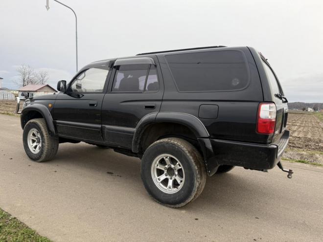 ハイラックスサーフKZN185 ディーゼル  リフトアップ  ヒッチメンバー付き  4WD 下回り綺麗