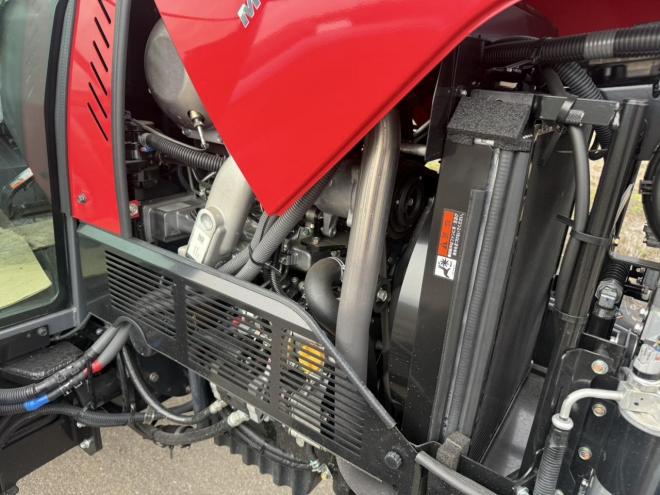 トラクター新車未使用車 三菱 GA552 55馬力  キャビン付き
