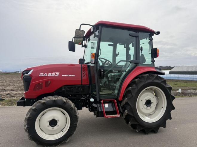 トラクター新車未使用車 三菱 GA552 55馬力  キャビン付き