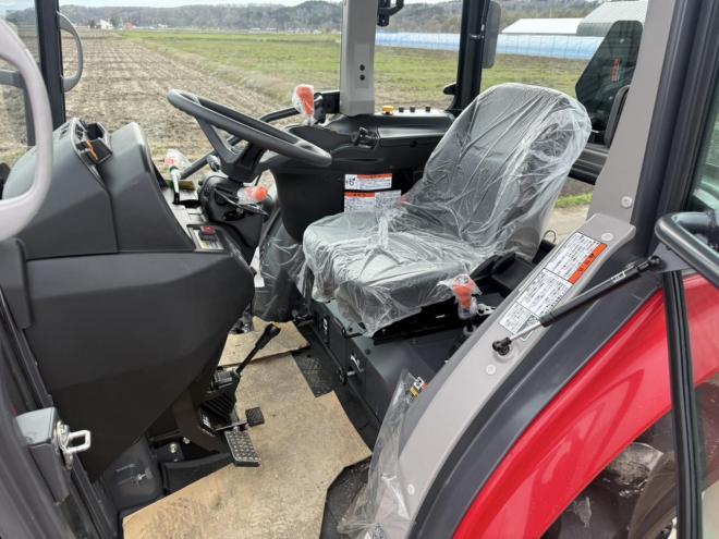 トラクター新車未使用車 三菱 GA552 55馬力  キャビン付き