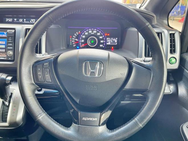 ステップワゴン2.0スパーダZ 4WD 5年保証 スマキー 夏冬タイヤ 両側パワスラ ナビTV ETC 寒冷地仕様 禁煙 車検整備2年付 修復歴無