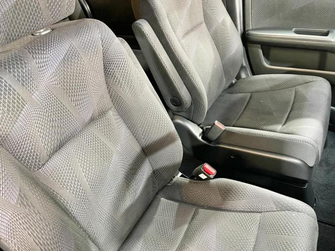 ステップワゴン2.0スパーダZ 4WD 5年保証 スマキー 夏冬タイヤ 両側パワスラ ナビTV ETC 寒冷地仕様 禁煙 車検整備2年付 修復歴無