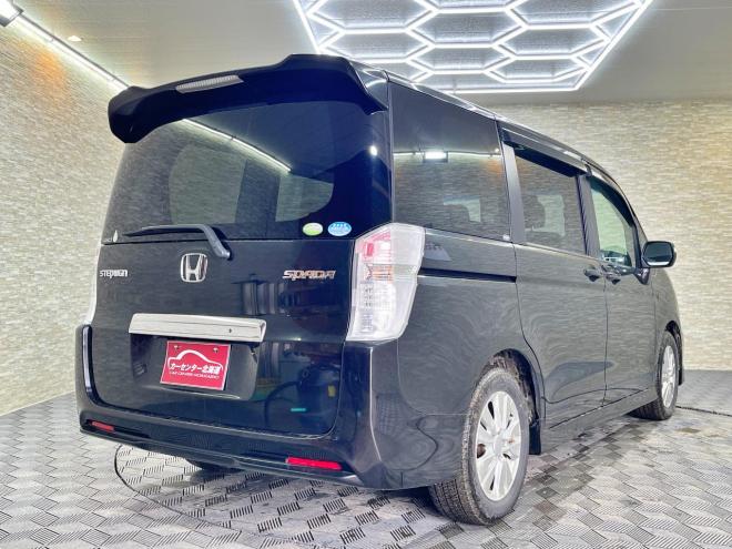 ステップワゴン2.0スパーダZ 4WD 5年保証 スマキー 夏冬タイヤ 両側パワスラ ナビTV ETC 寒冷地仕様 禁煙 車検整備2年付 修復歴無