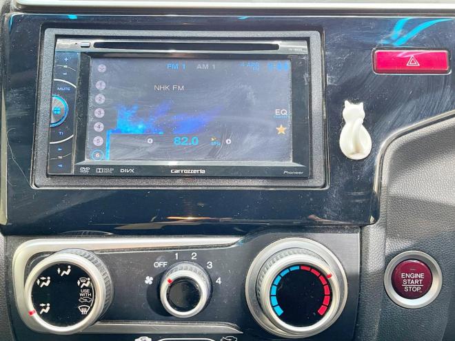 フィット13G Fパッケージ 4WD 5年保証 スマキー Bカメ 寒冷地仕様 禁煙 車検整備2年付 修復歴無