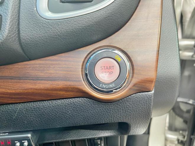 ティアナ250XE FOUR 4WD 5年保証 スマキー ETC 寒冷地仕様 禁煙 車検整備2年付 修復歴無
