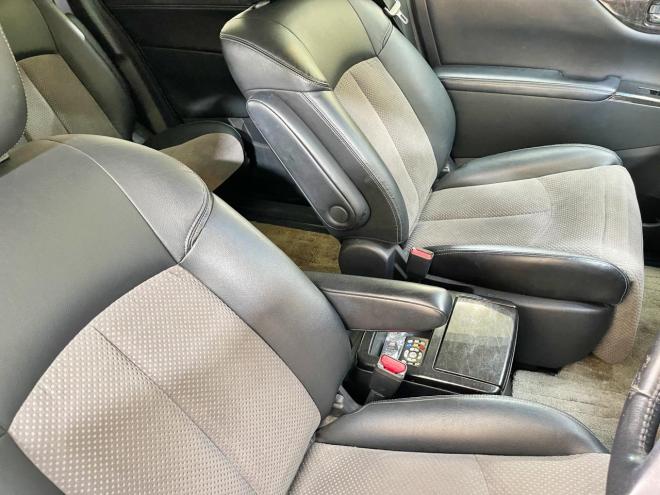 エルグランド2.5ライダー 4WD 5年保証 スマキー 両側パワスラ ナビTV Bカメ 寒冷地仕様 禁煙 修復歴無