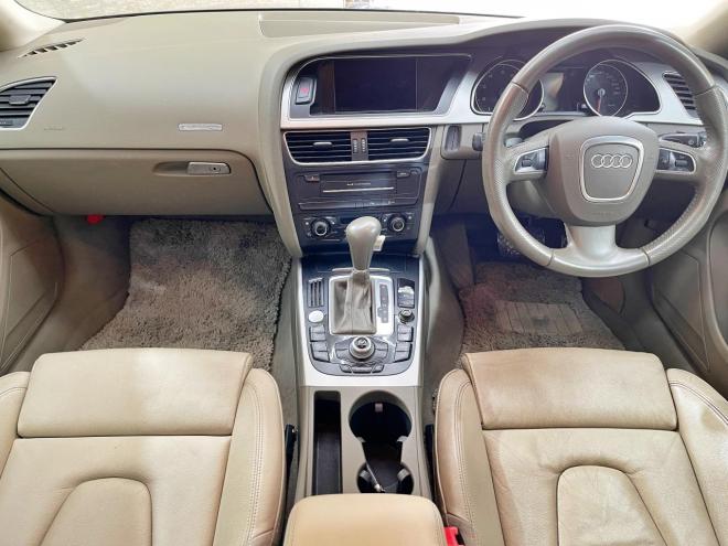 アウディ2.0TFSI クワトロ 4WD 5年保証 スマキー ナビ Bカメ ETC 寒冷地仕様 禁煙 車検整備2年付 修復歴無