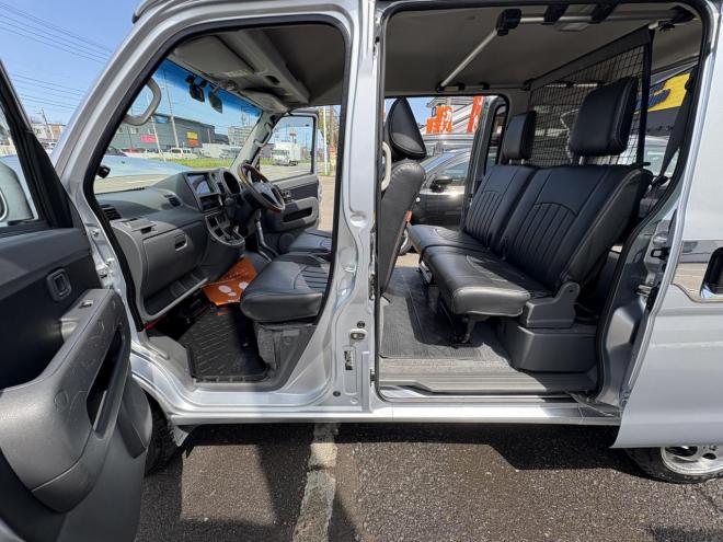 ハイゼットHIJET CARGO 4WD CRUSE TURBO LTD 本州仕入　TURBO 　25㎜アップスプリング　フォグランプ　リアスポ　BTフルセグナビ　バックカメラ　バイザー　アルミホイル　　etc　ドラレコ 4WD 660 5Dr