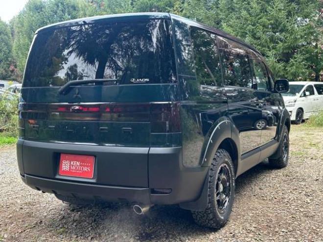 デリカD：5 2.2 D プレミアム ディーゼルターボ 4WD　地デジナビ/ETC/両側パワスラ/Bカメラ 2300