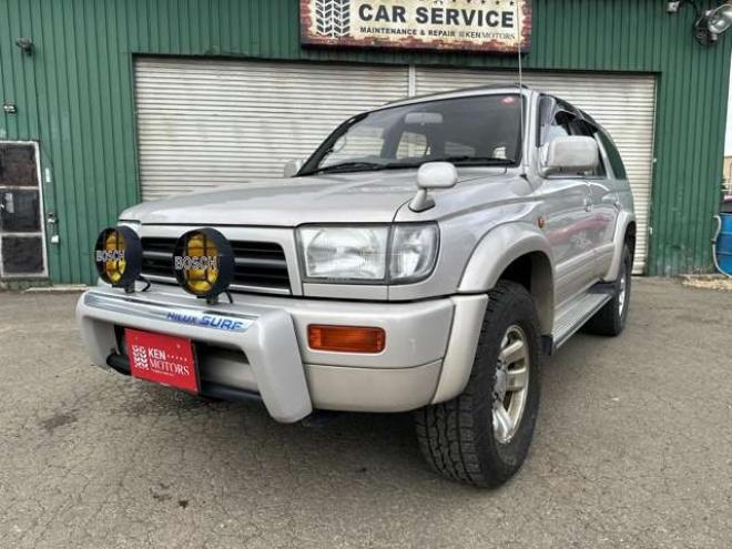 ハイラックスサーフ3.0 SSR-X ワイドボディ アクティブパッケージ装着車III ディーゼルターボ 4WD　サンルーフ/サイドステップ/純正アルミ 3000