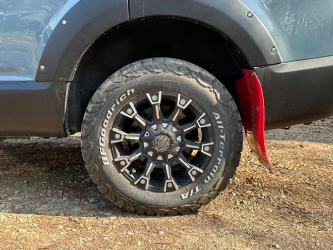 デリカD：5 2.4 G プレミアム 4WD　純正ナビ/両側パワスラ/オートステップ 2400
