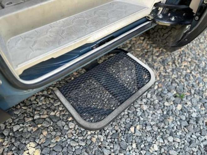 デリカD：5 2.4 G プレミアム 4WD　純正ナビ/両側パワスラ/オートステップ 2400