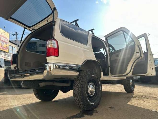 ハイラックスサーフ2.7 SSR-X 4WD　リフトUP/AW/社外ナビ/Bカメラ/ETC 2700