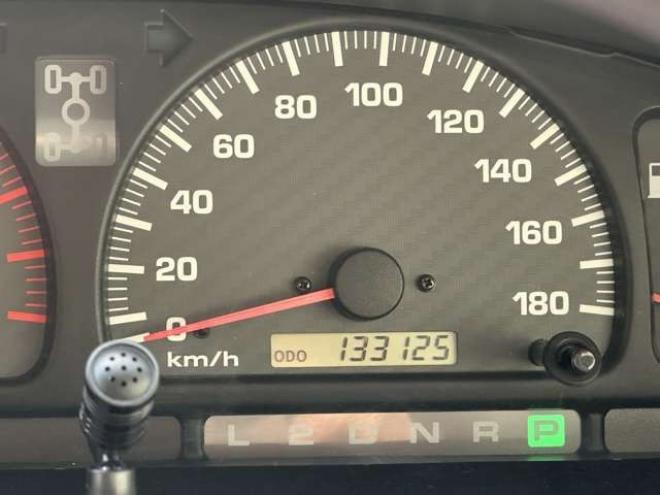 ハイラックスサーフ2.7 SSR-X 4WD　リフトUP/AW/社外ナビ/Bカメラ/ETC 2700