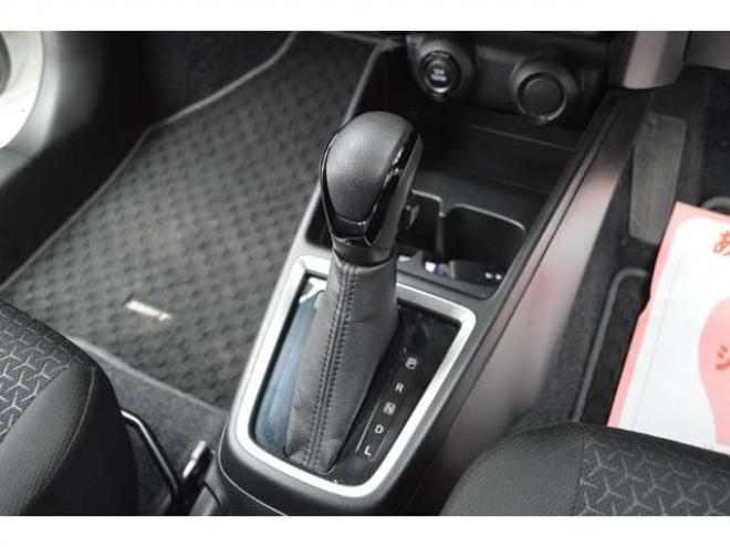 スイフト1.2 ハイブリッド MG 4WD　レンタアップ車ハイブリット4WDセーフティS 1200