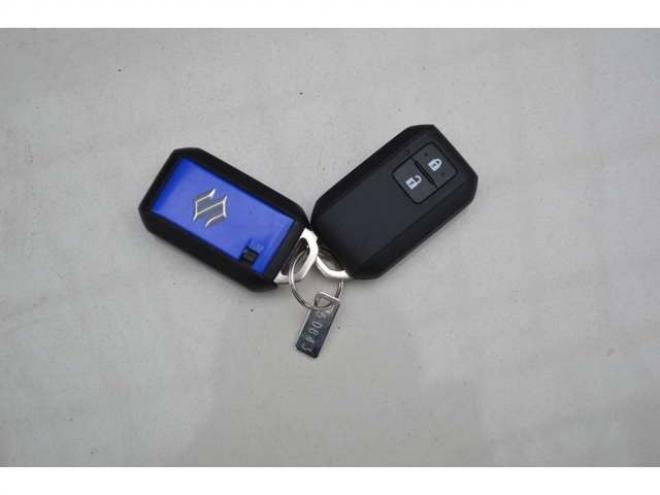 スイフト1.2 ハイブリッド MG 4WD　レンタアップ車ハイブリット4WDセーフティS 1200