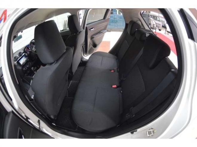 スイフト1.2 ハイブリッド MG 4WD　レンタアップ車ハイブリット4WDセーフティS 1200