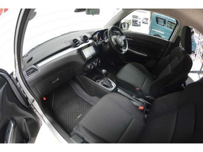 スイフト1.2 ハイブリッド MG 4WD　レンタアップ車ハイブリット4WDセーフティS 1200