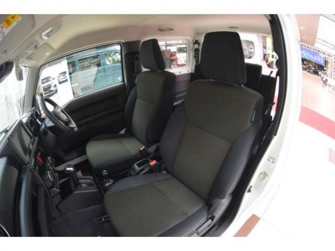 ジムニーXC 4WD　ワンオーナーセーフティサポート搭載SDナビ 660