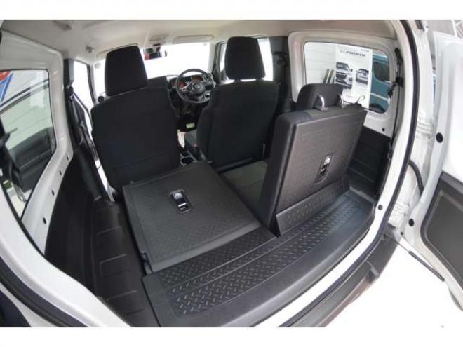 ジムニーXC 4WD　ワンオーナーセーフティサポート搭載SDナビ 660