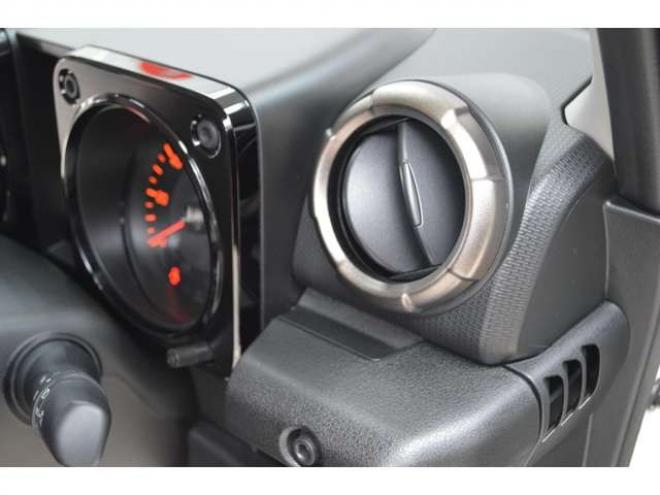 ジムニーXC 4WD　ワンオーナーセーフティサポート搭載SDナビ 660