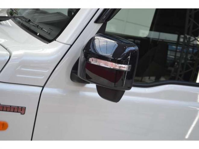 ジムニーXC 4WD　ワンオーナーセーフティサポート搭載SDナビ 660