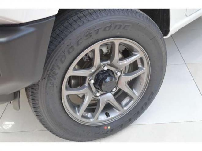 ジムニーXC 4WD　ワンオーナーセーフティサポート搭載SDナビ 660