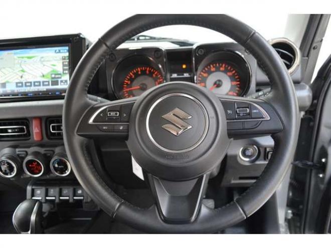 ジムニーXC 4WD　1オーナー車セーフティサポート8インチナビ 660