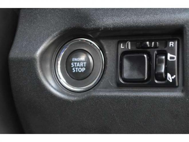 ジムニーXC 4WD　1オーナー車セーフティサポート8インチナビ 660