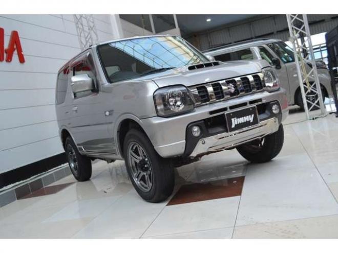 ジムニーランドベンチャー 4WD　ワンオーナー特別仕様車5速マニュアル 660