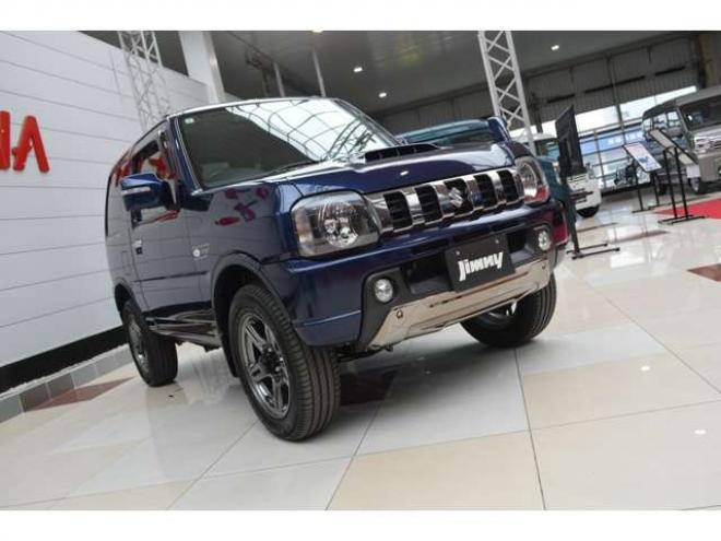ジムニーランドベンチャー 4WD　ワンオーナー特別仕様車4WDターボSDナビTV 660