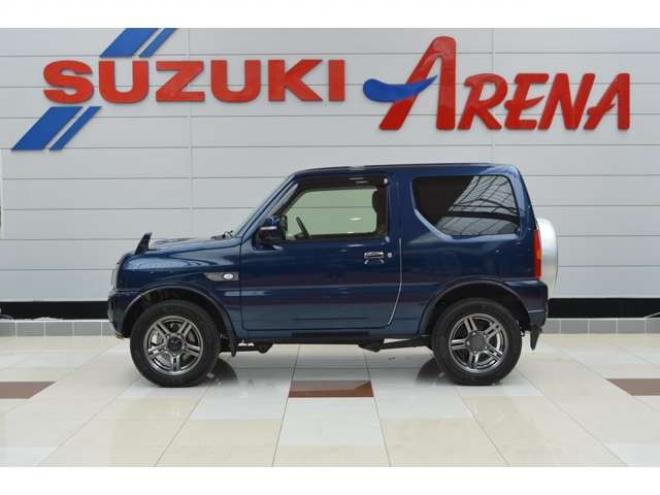 ジムニーランドベンチャー 4WD　ワンオーナー特別仕様車4WDターボSDナビTV 660