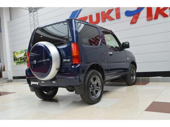 ジムニーランドベンチャー 4WD　ワンオーナー特別仕様車4WDターボSDナビTV 660