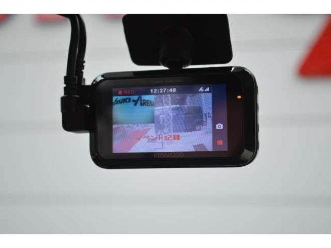 ジムニーランドベンチャー 4WD　ワンオーナー特別仕様車4WDターボSDナビTV 660
