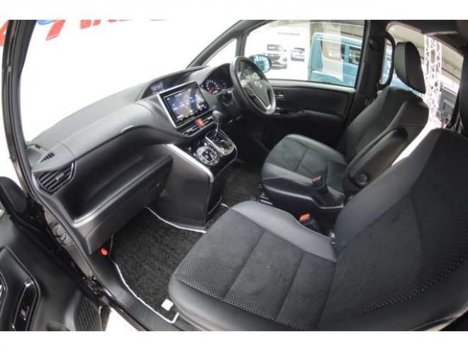 ヴォクシー2.0 ZS 煌III 4WD　1オーナー車セーフティセンス9インチナビTV 2000