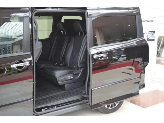 ヴォクシー2.0 ZS 煌III 4WD　1オーナー車セーフティセンス9インチナビTV 2000