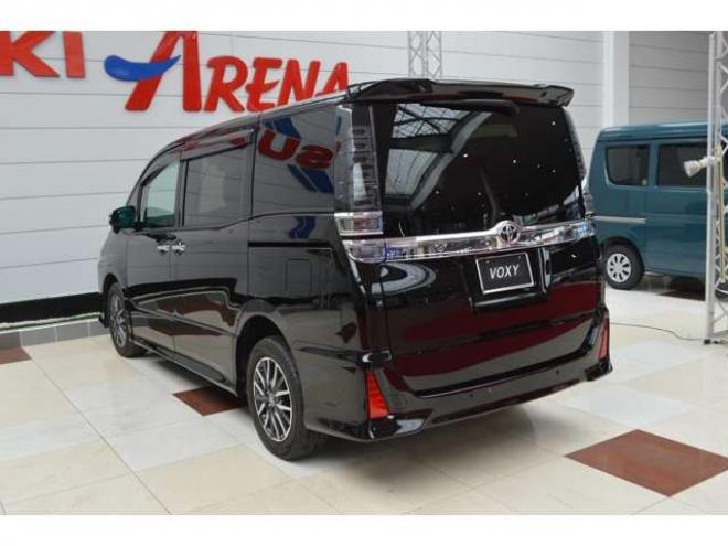 ヴォクシー2.0 ZS 煌III 4WD　1オーナー車セーフティセンス9インチナビTV 2000