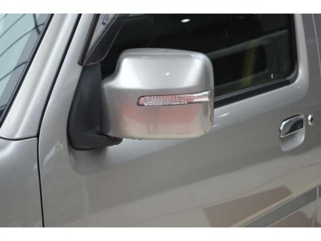 ジムニーランドベンチャー 4WD　ワンオーナー特別仕様車4WDターボCD 660