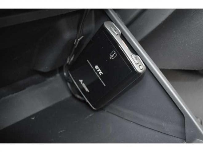 ジムニーランドベンチャー 4WD　ワンオーナー特別仕様車ナビハーフレザーS 660