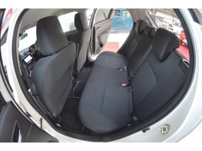 スイフト1.2 XGリミテッド 4WD　レンタアップ特別仕様車セーフティサポート 1200