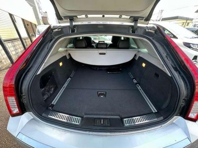 キャデラックCTSスポーツワゴン　3.0 プレミアム　パワーバックドア 正規輸入車 2WD 3000