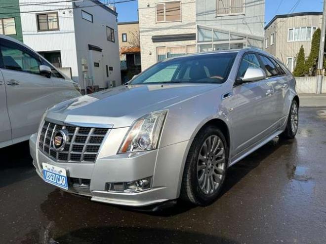 キャデラックCTSスポーツワゴン　3.0 プレミアム　パワーバックドア 正規輸入車 2WD 3000