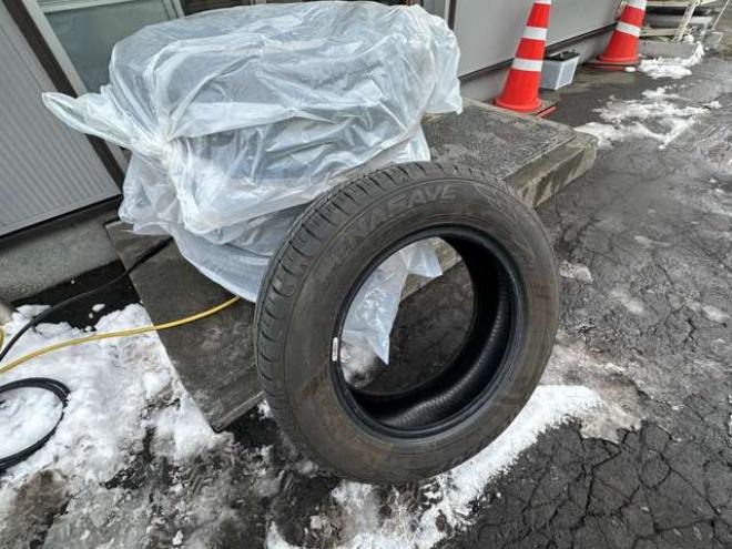セレナ2.0 ハイウェイスター Vセレクション 4WD　両側ワンタッチオートスライドドア 2000