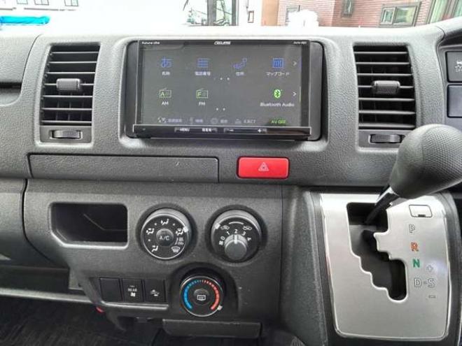 ハイエースバン2.8 DX ロング GLパッケージ ディーゼルターボ 4WD　9人乗り　プリクラッシュセーフティーナビ 2800