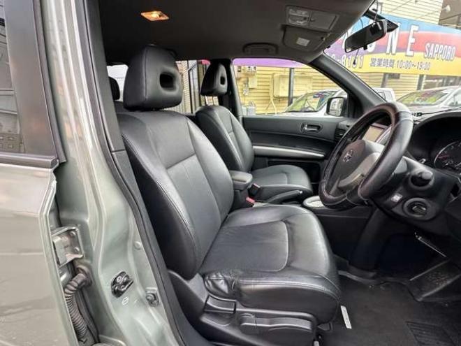 エクストレイル2.0 20X 4WD　4WD切り替スイッチ　Bluetooth　SDナビ 2000