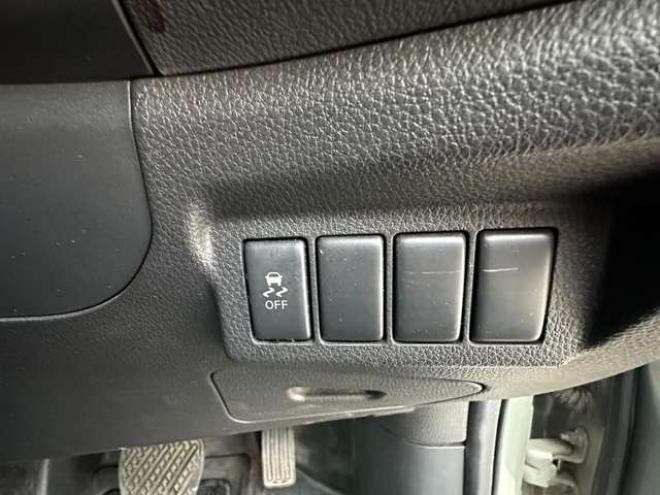 エクストレイル2.0 20X 4WD　4WD切り替スイッチ　Bluetooth　SDナビ 2000