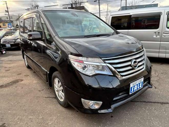 セレナ2.0 ハイウェイスター アドバンストセーフティ パッケージ 4WD　 2000