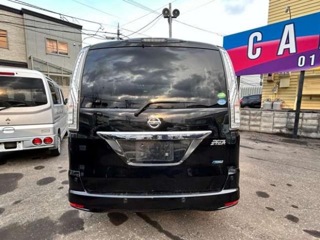 セレナ2.0 ハイウェイスター アドバンストセーフティ パッケージ 4WD　 2000